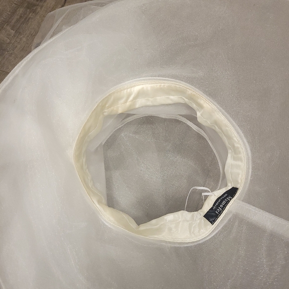 Handmade ,VintageBeautiful Bridal Head Piece, White Mesh Hat, Bride Wedding - Picture 7 of 12